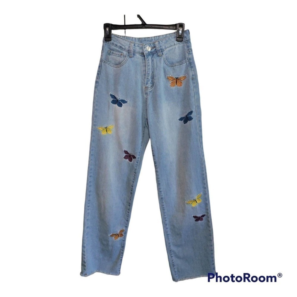 Shein high waisted Jeans butterfly embroidered raw hem size 2  XS